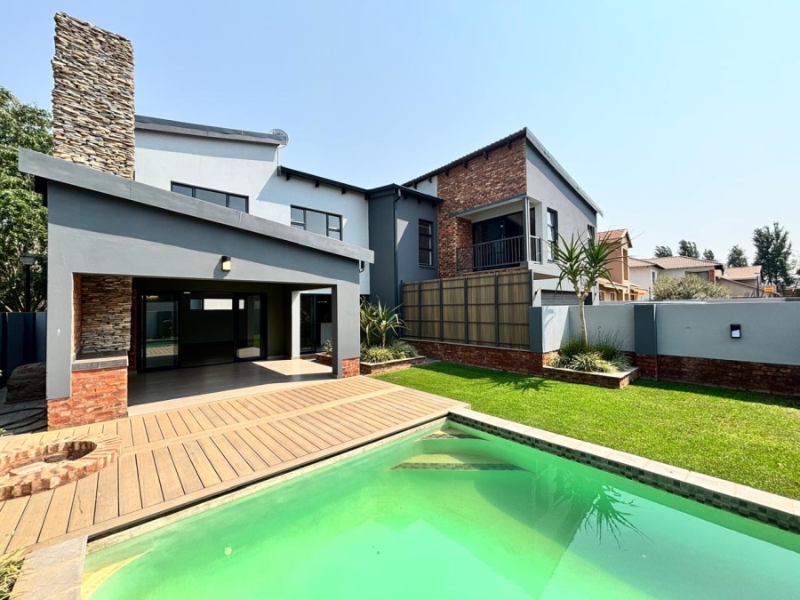 3 Bedroom Property for Sale in Grimbeeck Park North West